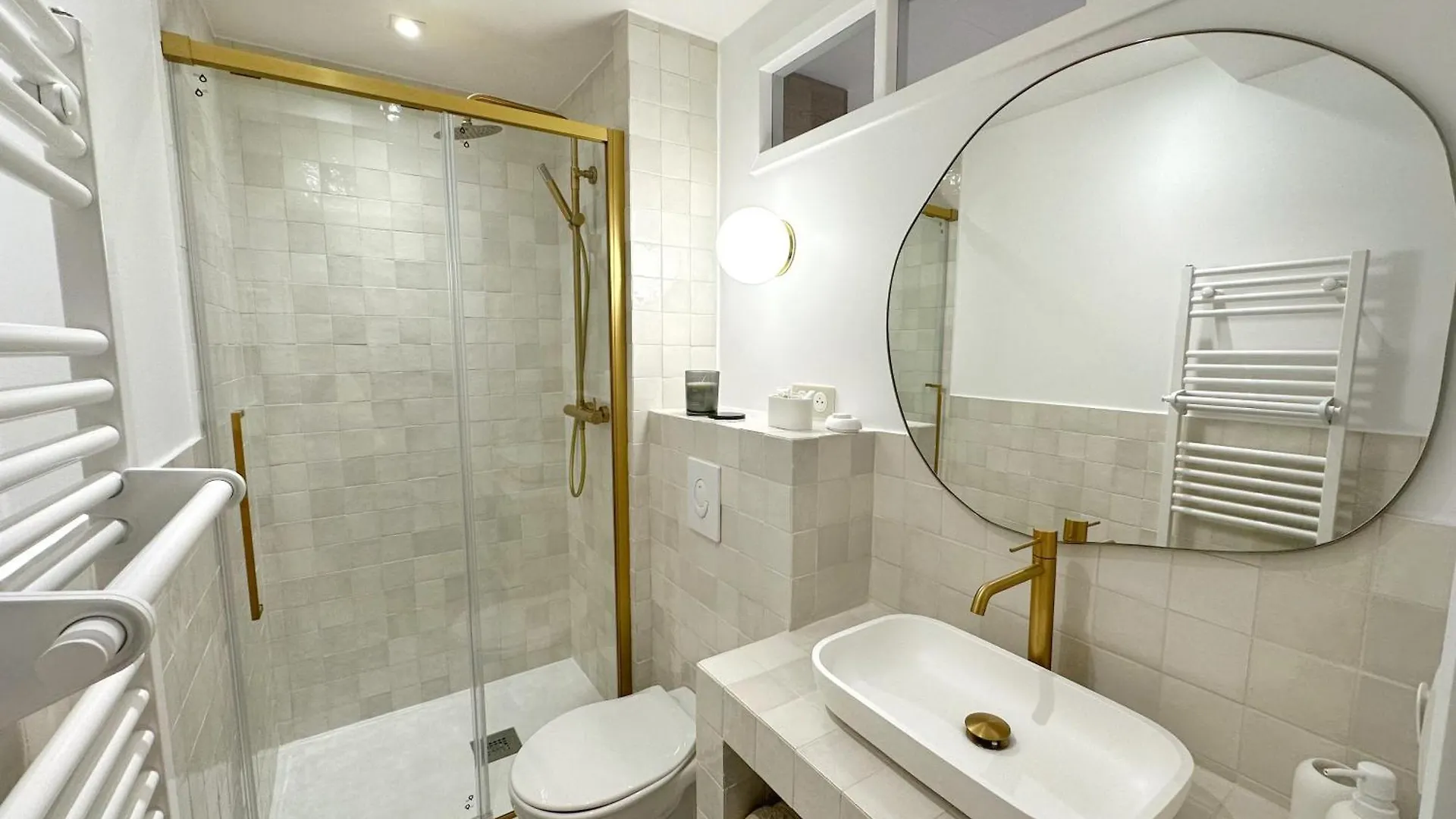 Daire La Maison Cavet 5 Appartements De Standing Au Coeur Du Village Sanary-sur-Mer