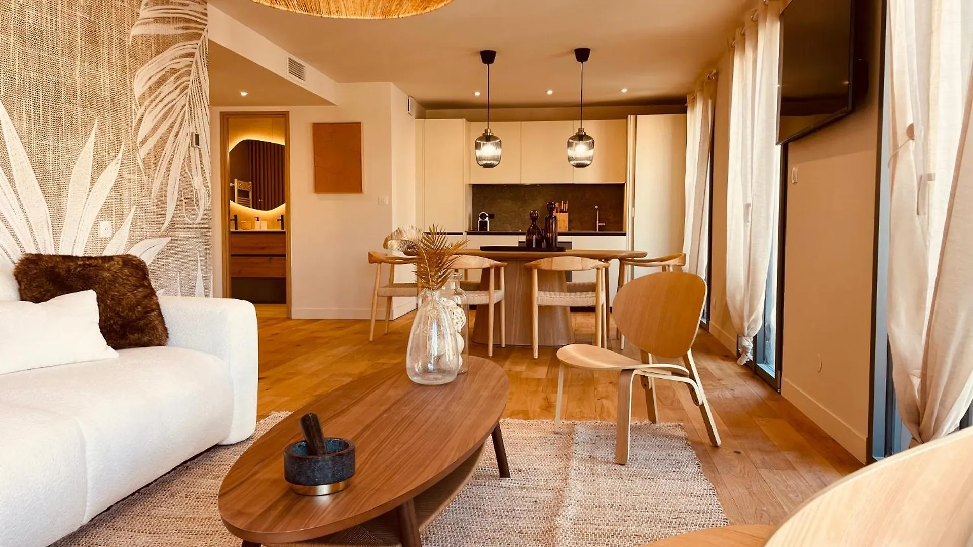 La Maison Cavet 5 Appartements De Standing Au Coeur Du Village 滨海萨纳里 公寓