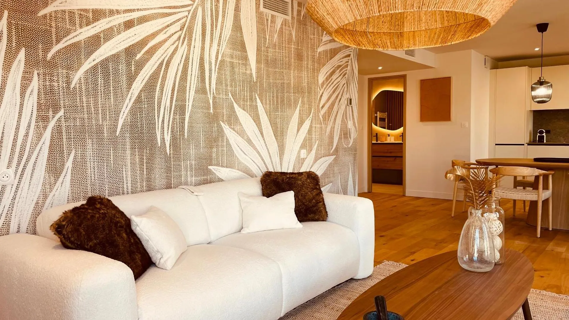 La Maison Cavet 5 Appartements De Standing Au Coeur Du Village 滨海萨纳里 0*,  法国