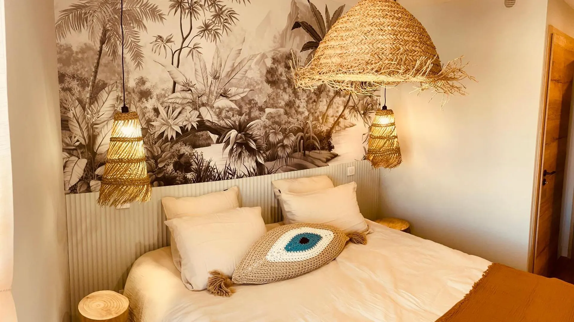 公寓 La Maison Cavet 5 Appartements De Standing Au Coeur Du Village 滨海萨纳里